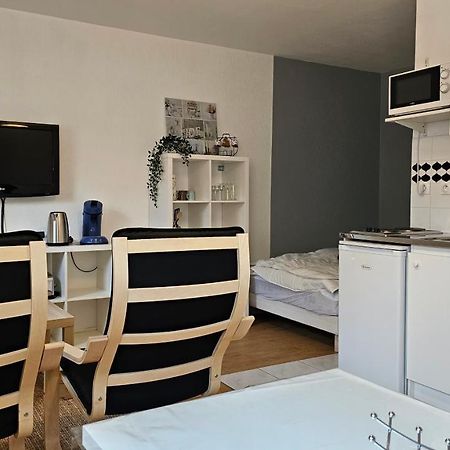 Studio Calme Proche Centre Reims Ngoại thất bức ảnh